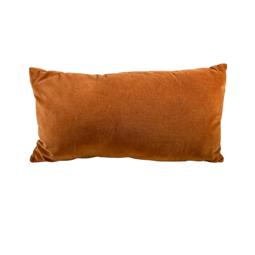 jace-pillow-violet-vintage-rentals